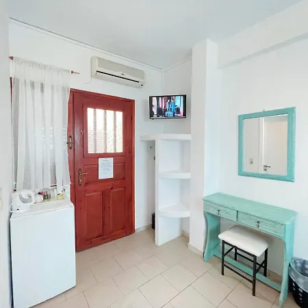 Dima Hotel apartamentowy Perissa (Santorini)